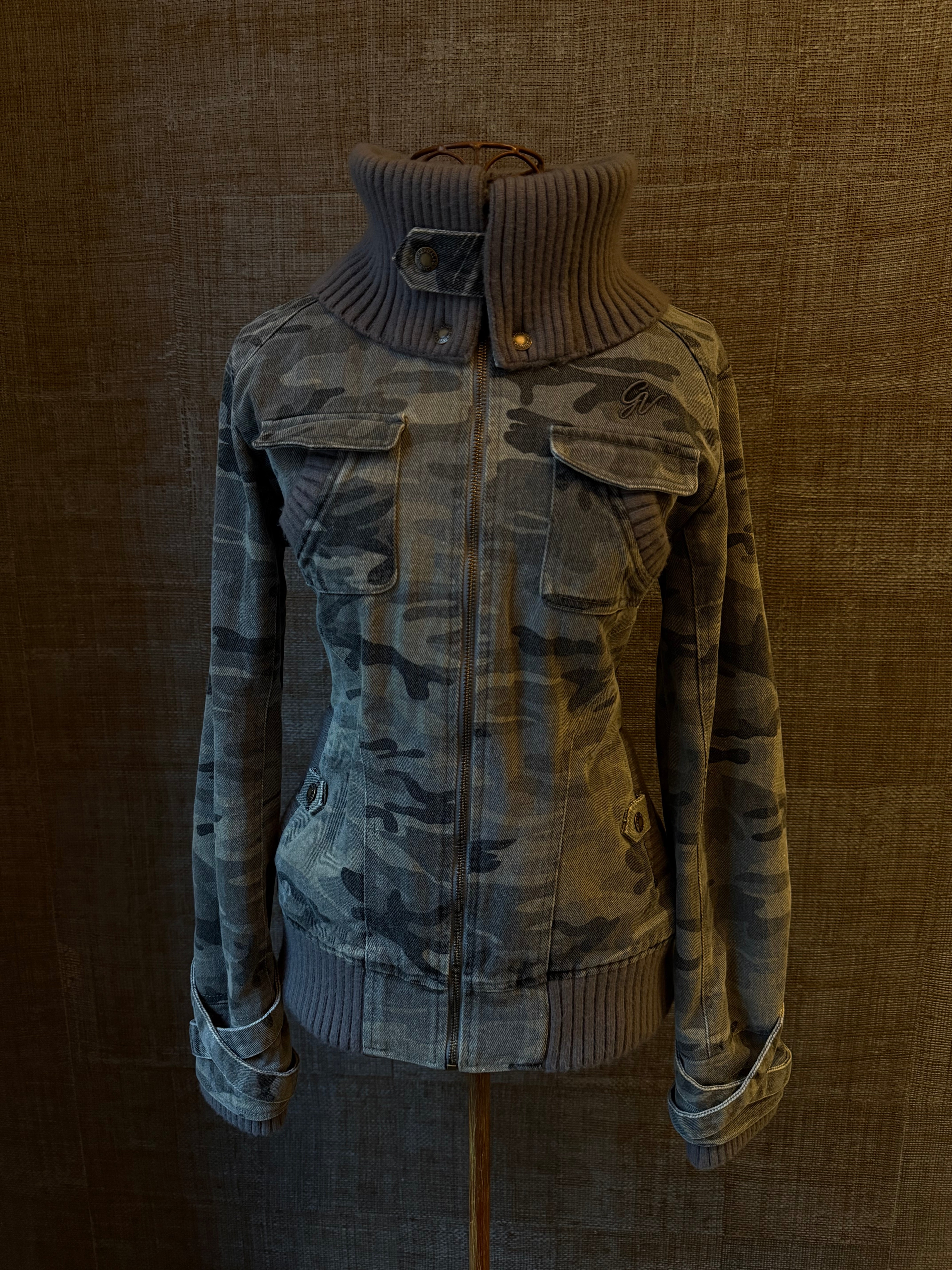 2000s Ribbed collar cargo jacket