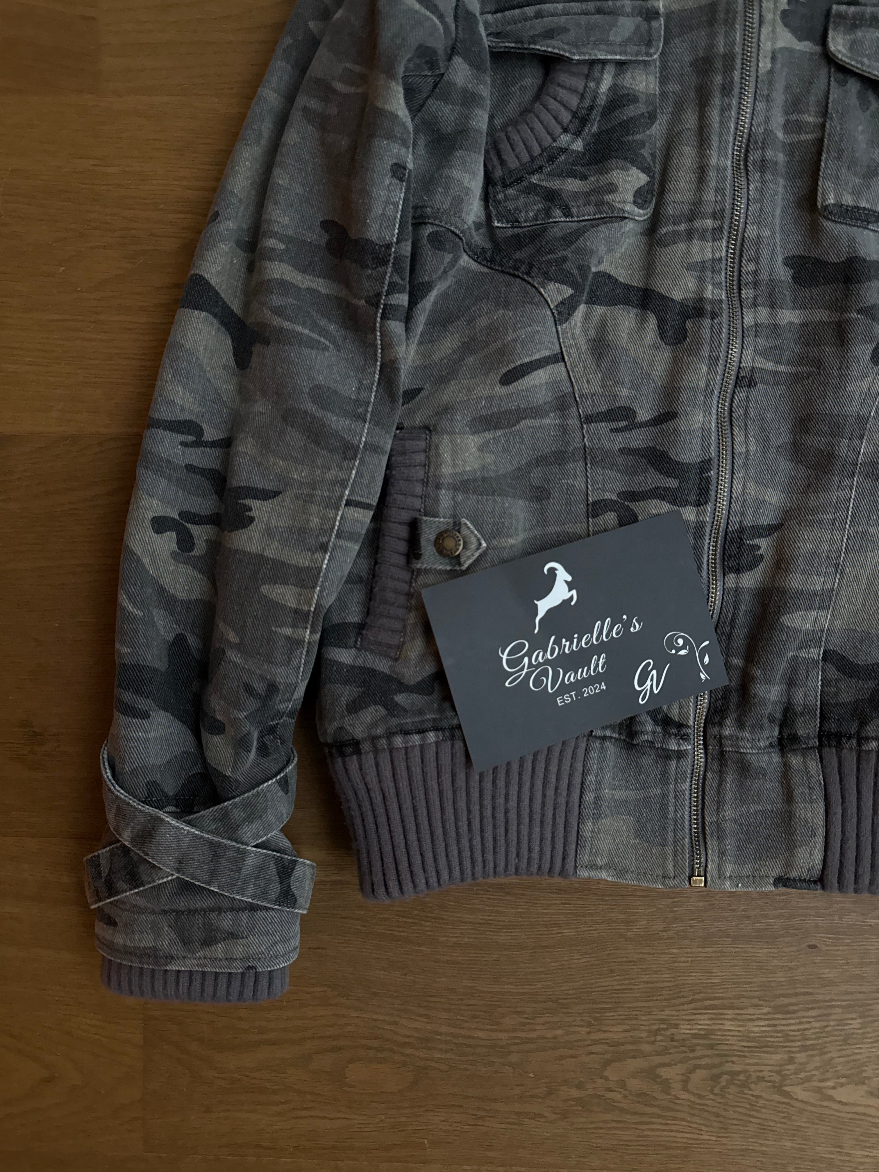 2000s Ribbed collar cargo jacket