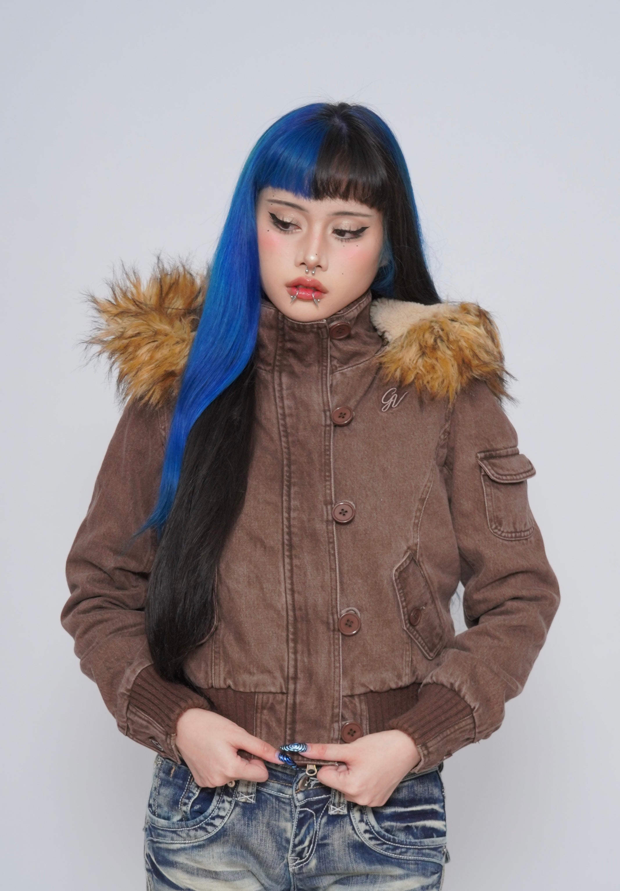 Cropped V3 2000s Jacket with Fur Collar