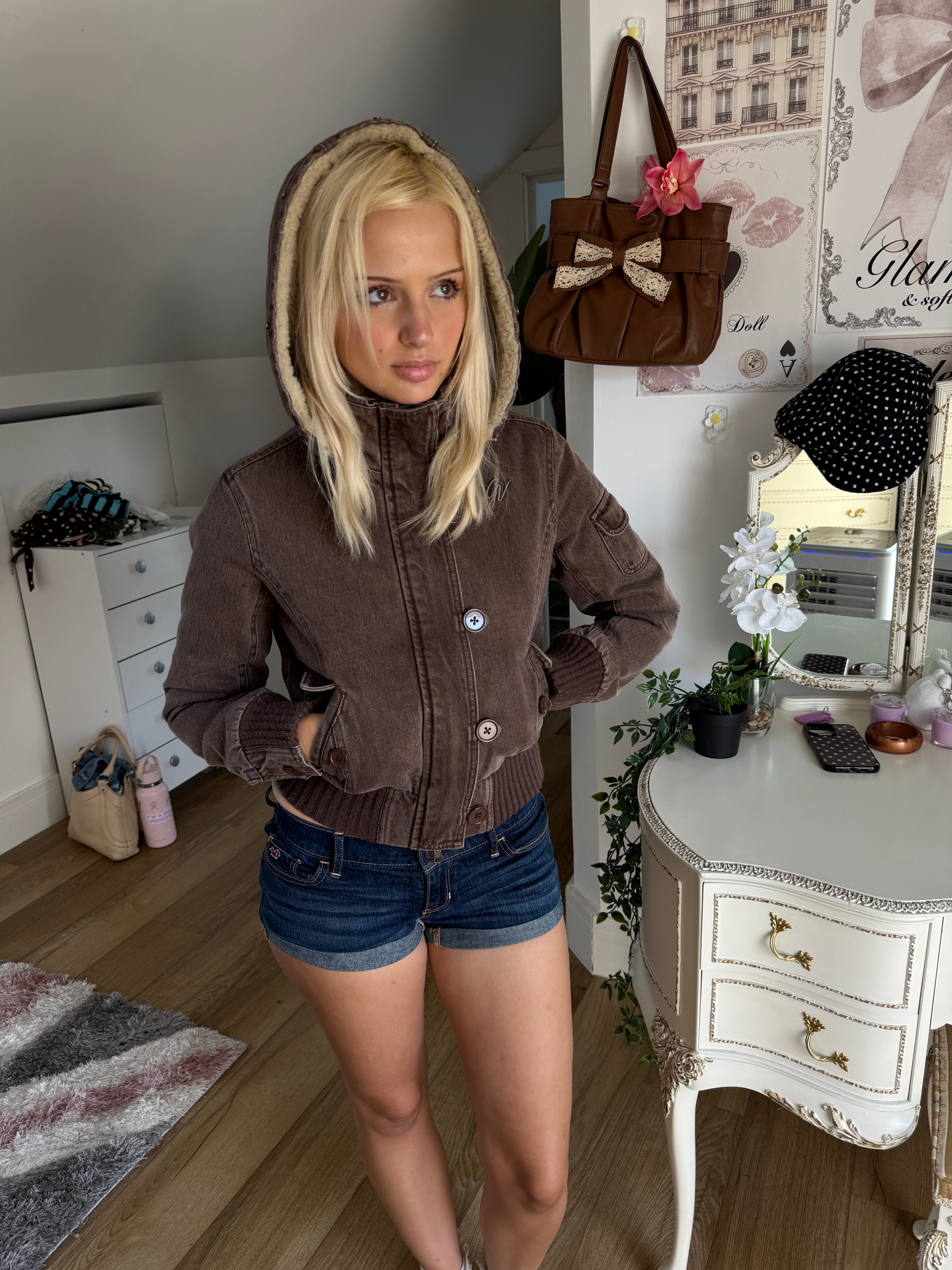 Cropped V3 2000s Jacket with Fur Collar