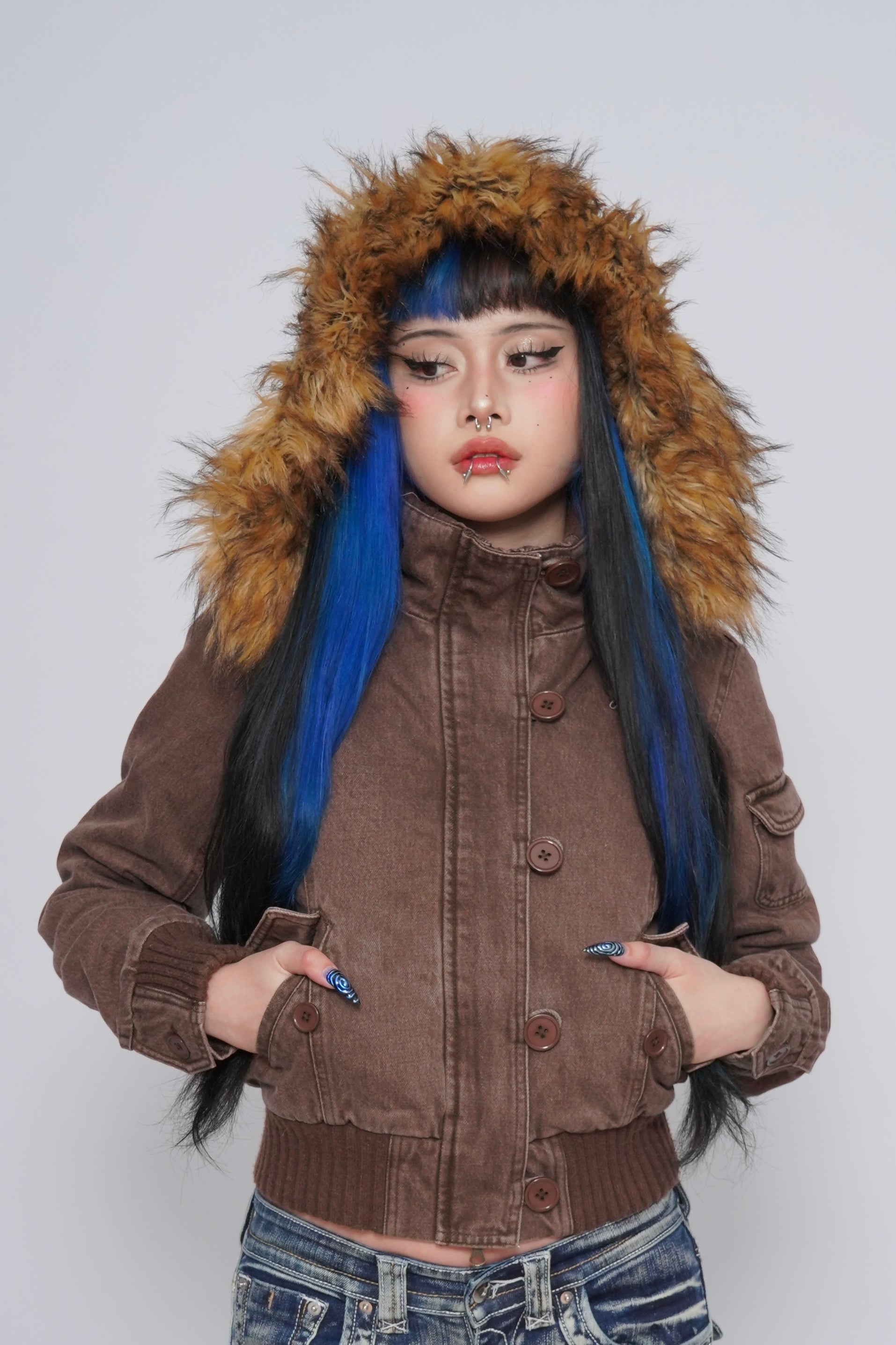 Cropped V3 2000s Jacket with Fur Collar
