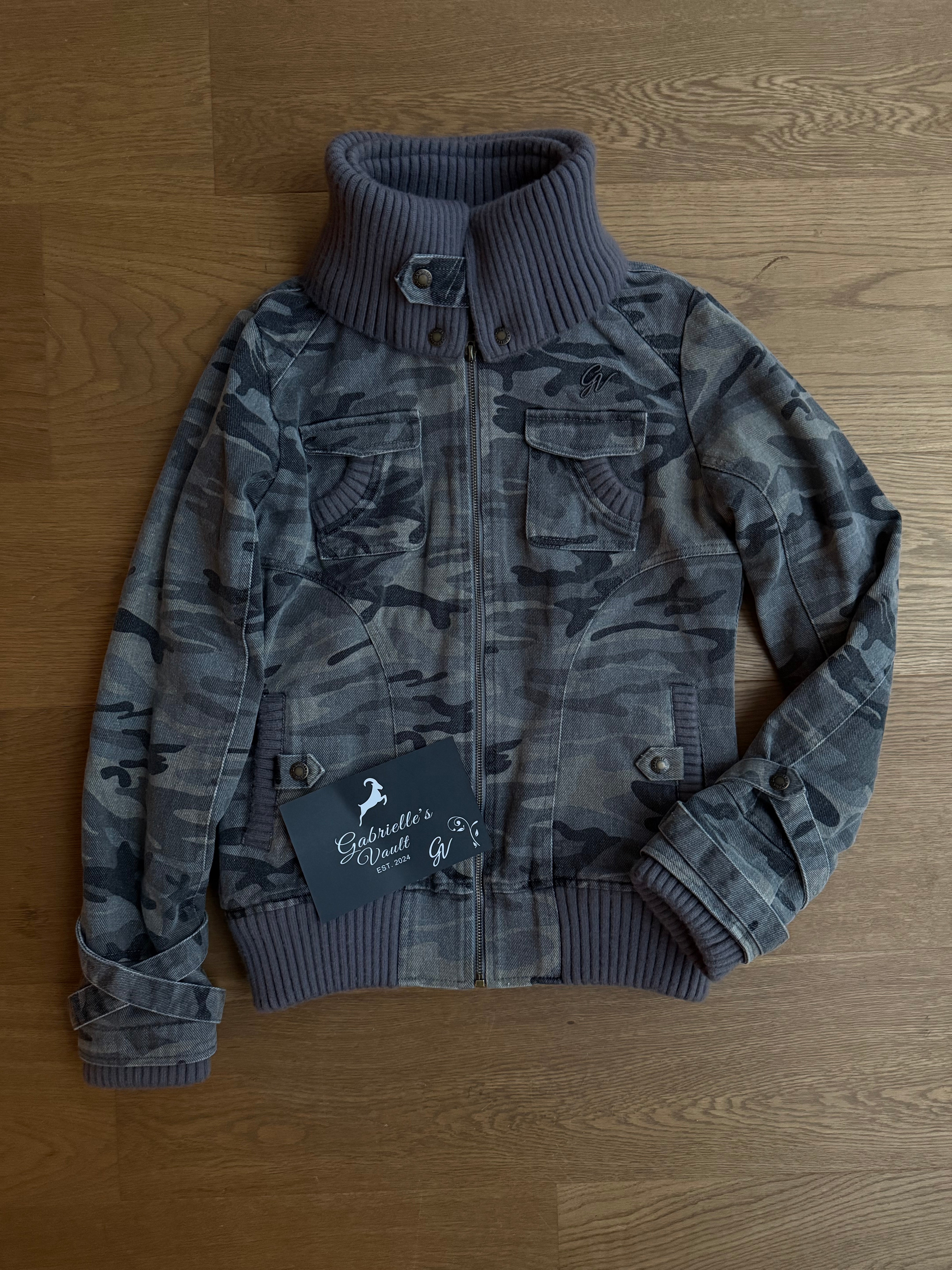 2000s Ribbed collar cargo jacket