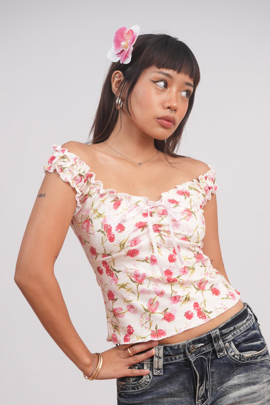 Ruffle Edge Rose Print Sleeveless Vest