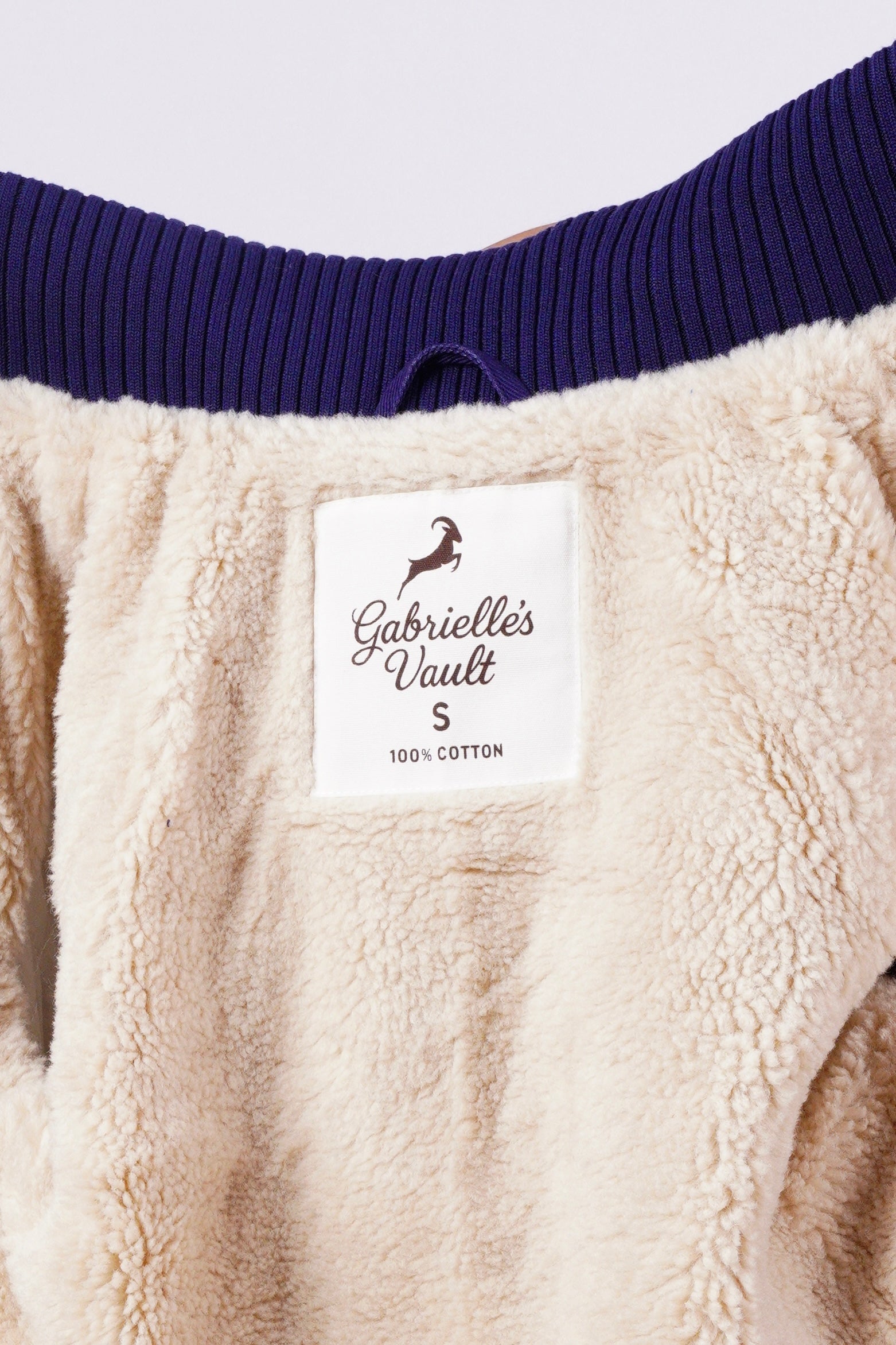 V2 2000s Jacket with Fur Collar