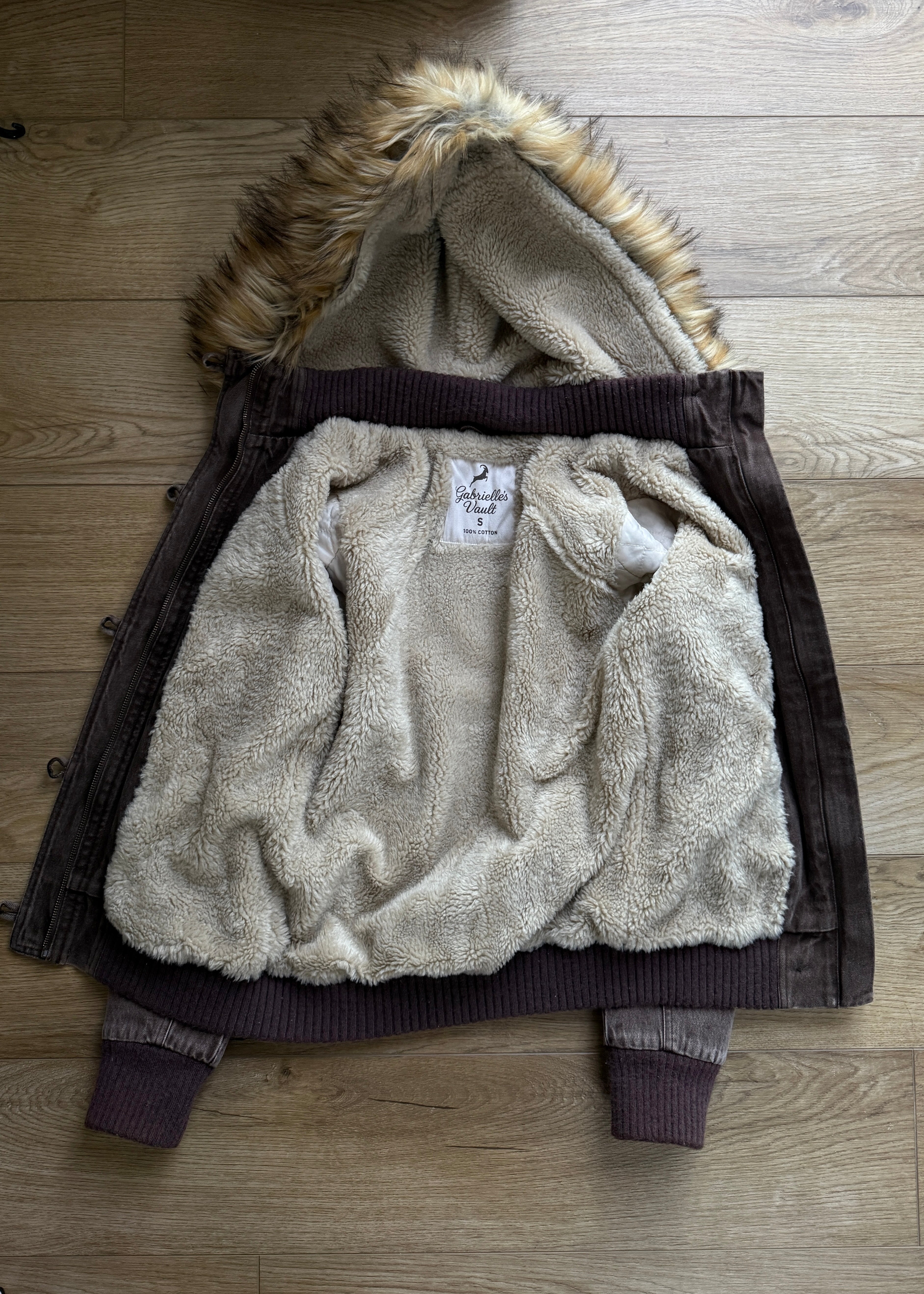 V4 full length 2000s Jacket with Fur Collar